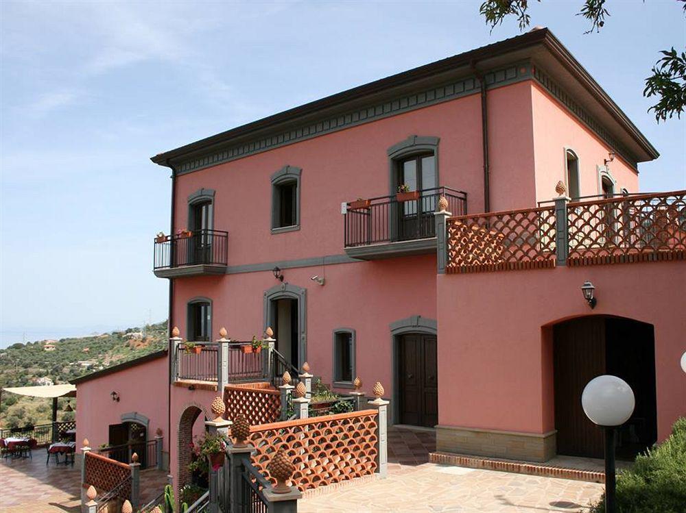 Red Hotel Sant'Elia Sant'Agata di Militello Bagian luar foto